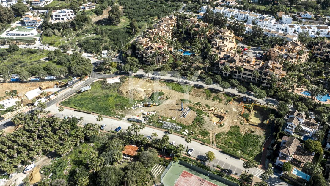 Роскошная вилла с панорамными видами и частным спа в Эль Кампанарио, на границе Марбельи и Эстепоны