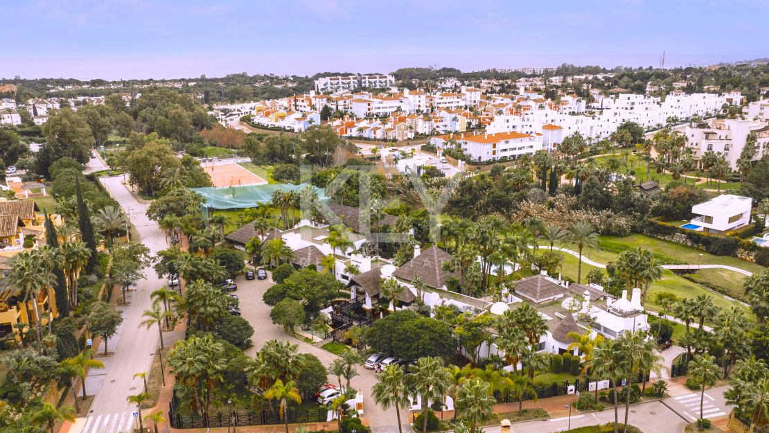 Роскошная вилла с панорамными видами и частным спа в Эль Кампанарио, на границе Марбельи и Эстепоны