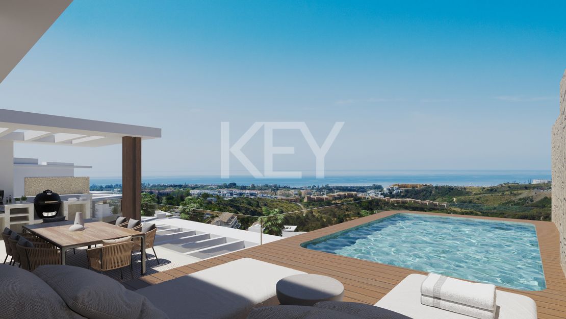 Ático contemporáneo con solárium y vistas al mar en la Nueva Milla de Oro de Estepona