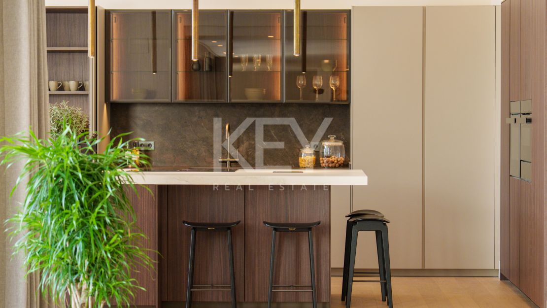 Отреставрированная вилла в андалузском стиле с видом на море в Рочио де Нагуэлес, Золотая Миля