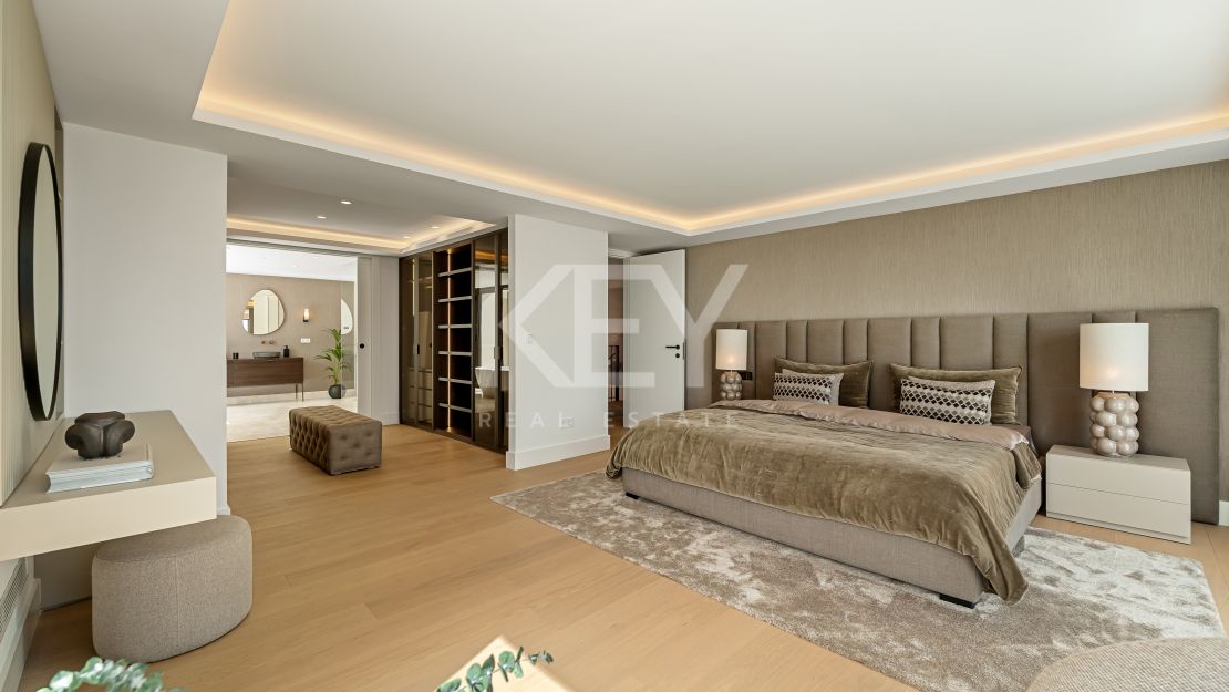 Отреставрированная вилла в андалузском стиле с видом на море в Рочио де Нагуэлес, Золотая Миля