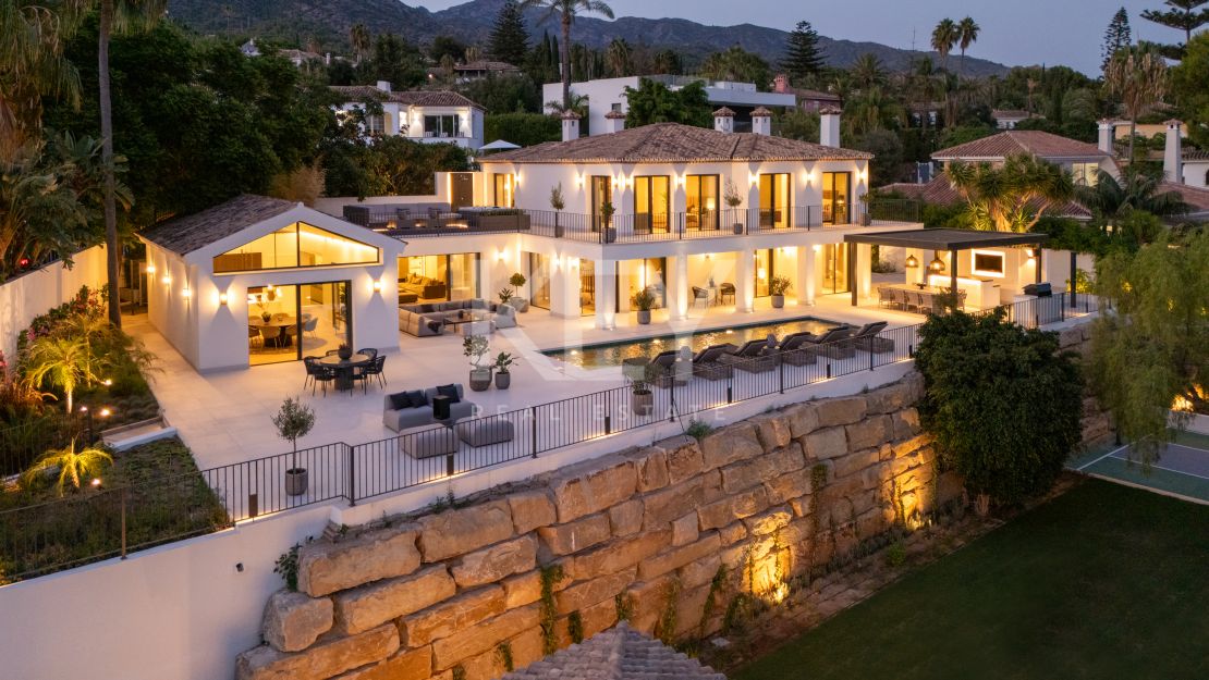 Villa andaluza totalmente renovada con vistas al mar en Rocío de Nagüeles, Milla de Oro