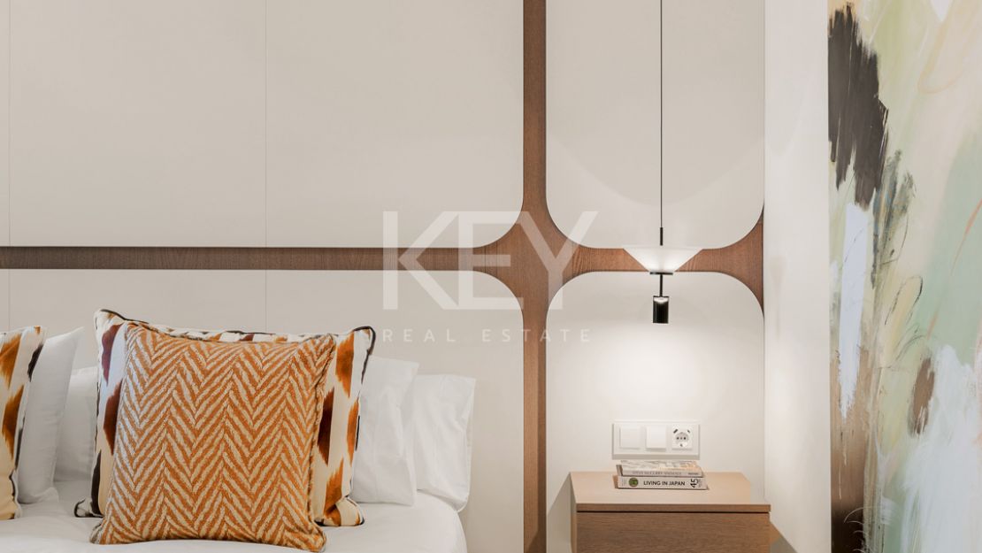 Beachfront penthouse with rooftop spa and panoramic sea views