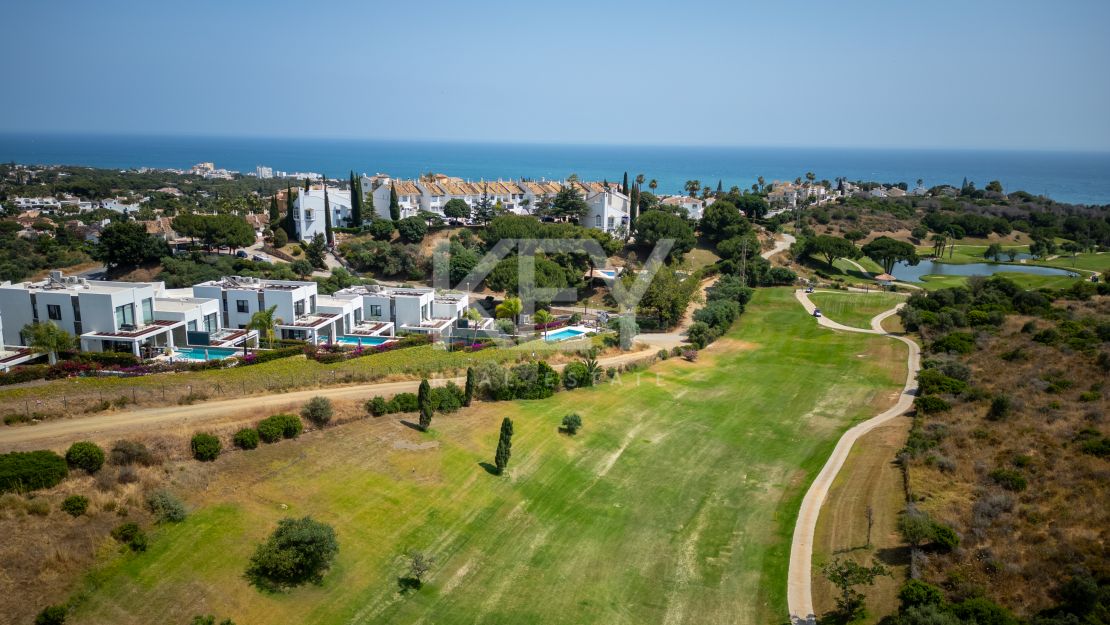 Villa moderna con vistas al mar en Cabopino