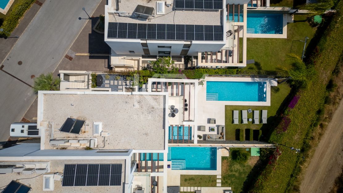 Villa moderna con vistas al mar en Cabopino