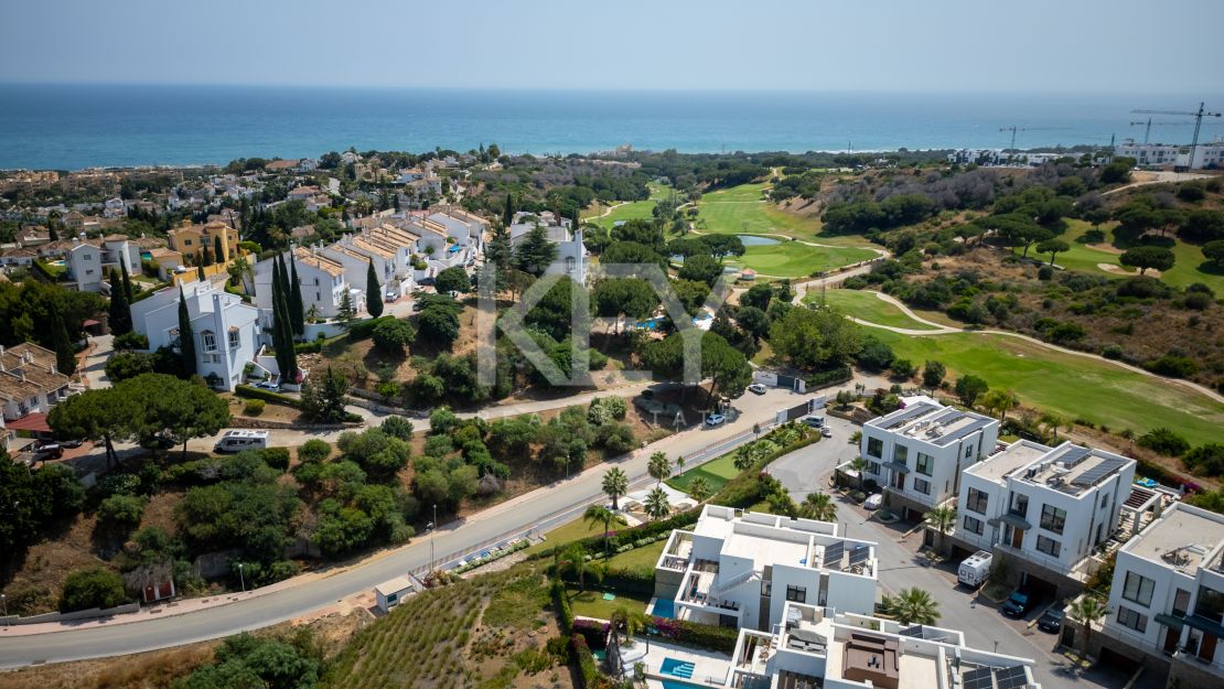 Villa moderna con vistas al mar en Cabopino