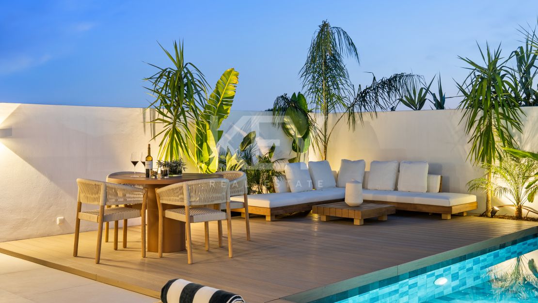Elegant townhouse in Nueva Andalucía