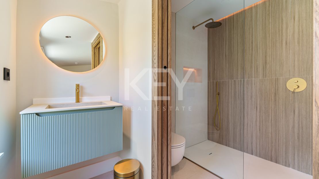 Contemporary one-level villa for sale in Marbella – Puerto Banús