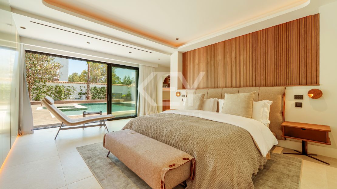 Contemporary one-level villa for sale in Marbella – Puerto Banús