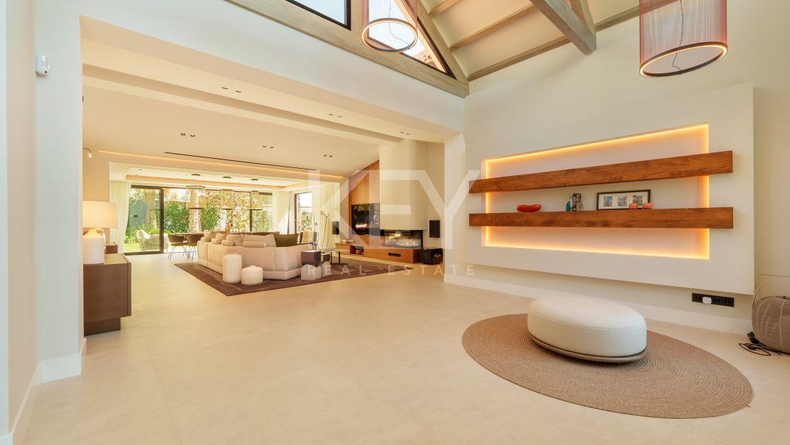 Contemporary one-level villa for sale in Marbella – Puerto Banús