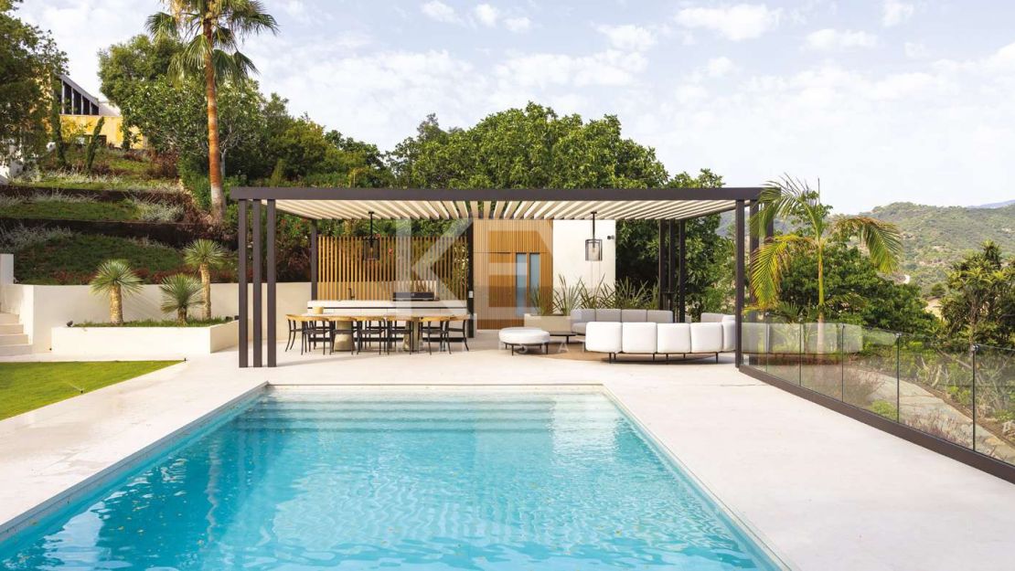 Villa moderna de 7 dormitorios con spa y gimnasio en La Zagaleta, Benahavís