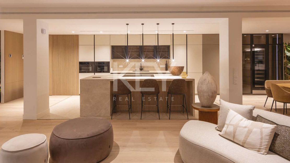 Villa moderna de 7 dormitorios con spa y gimnasio en La Zagaleta, Benahavís