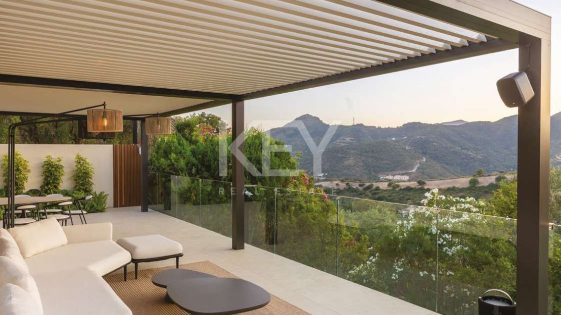 Villa moderna de 7 dormitorios con spa y gimnasio en La Zagaleta, Benahavís