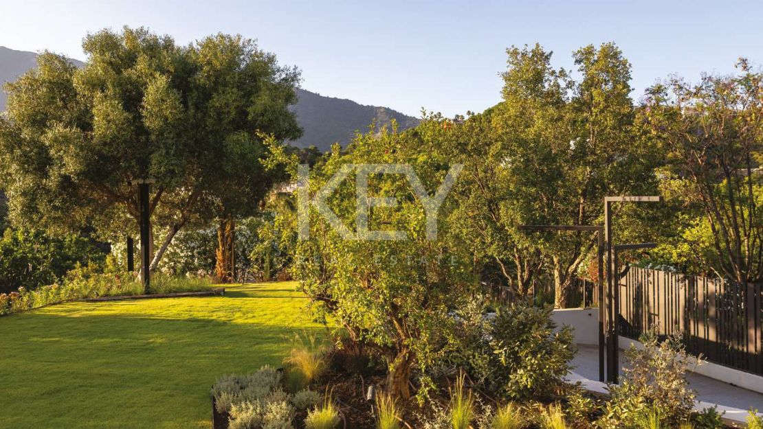 Villa moderna de 7 dormitorios con spa y gimnasio en La Zagaleta, Benahavís