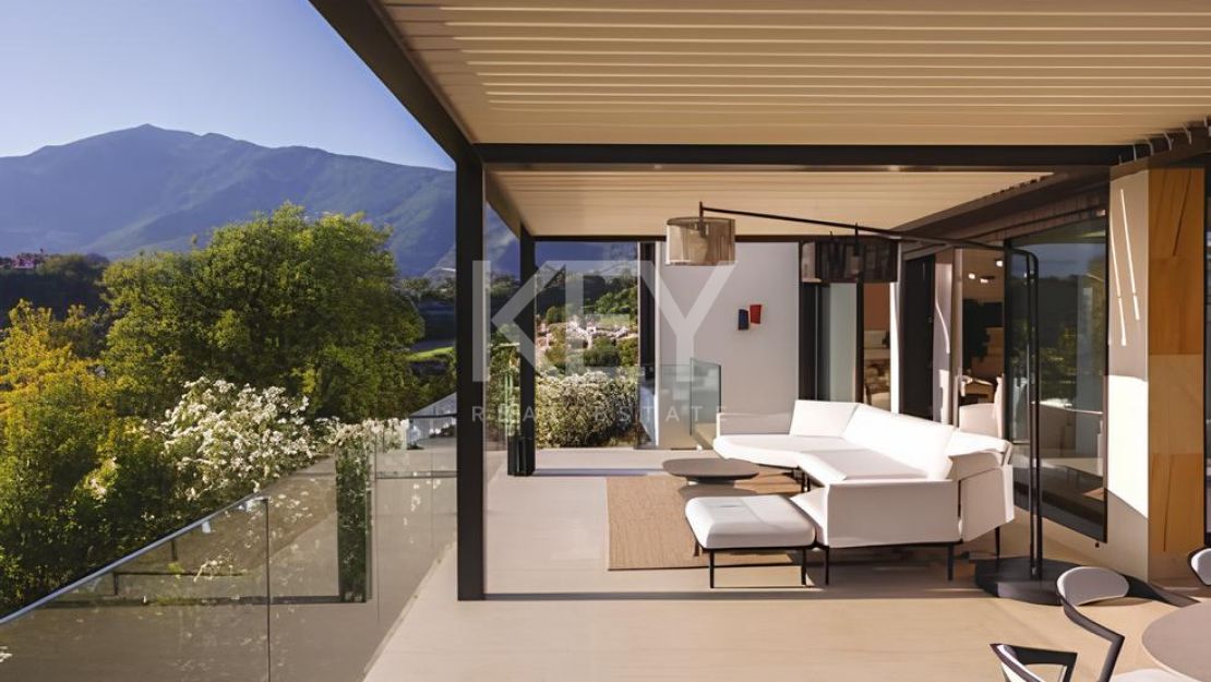 Villa moderna de 7 dormitorios con spa y gimnasio en La Zagaleta, Benahavís