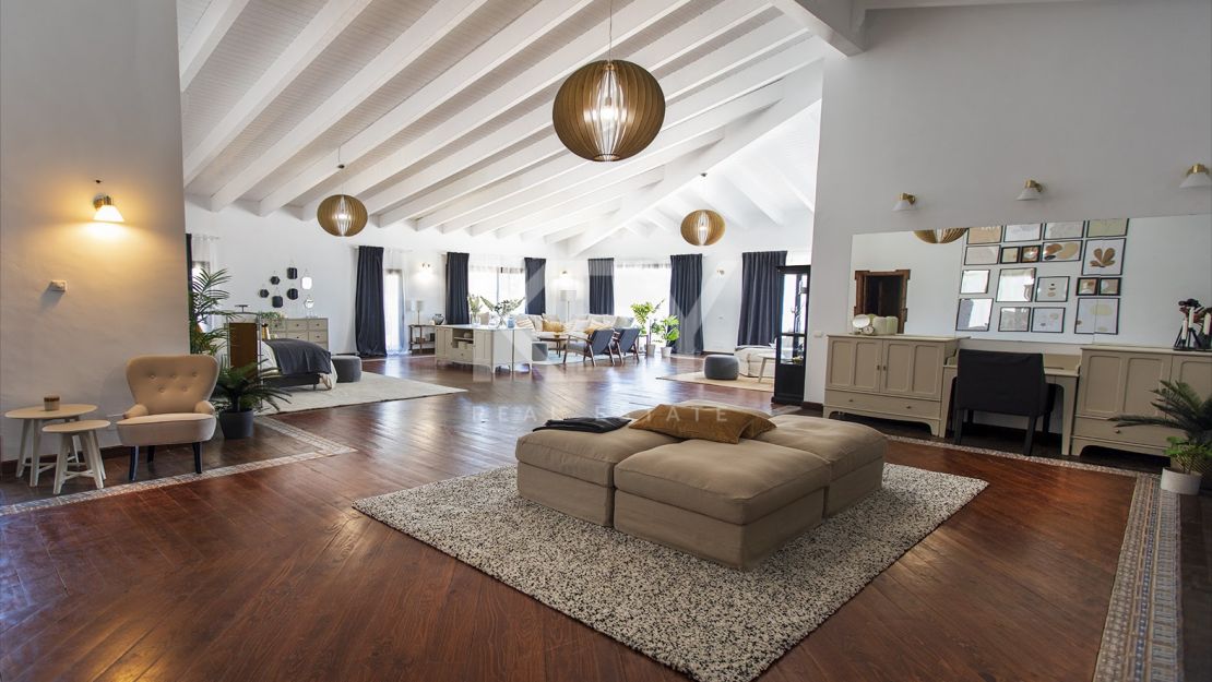 Villa moderna de estilo loft cerca de Puerto Banús