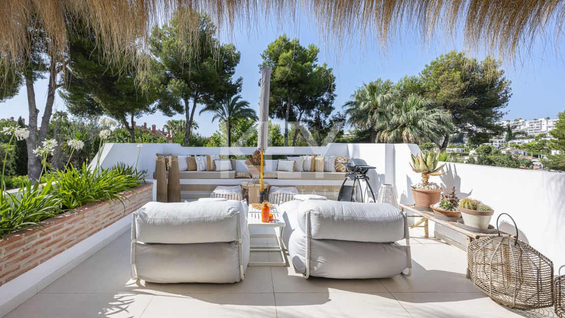 Современная вилла с бохо-шармом в Нуэва Андалусия