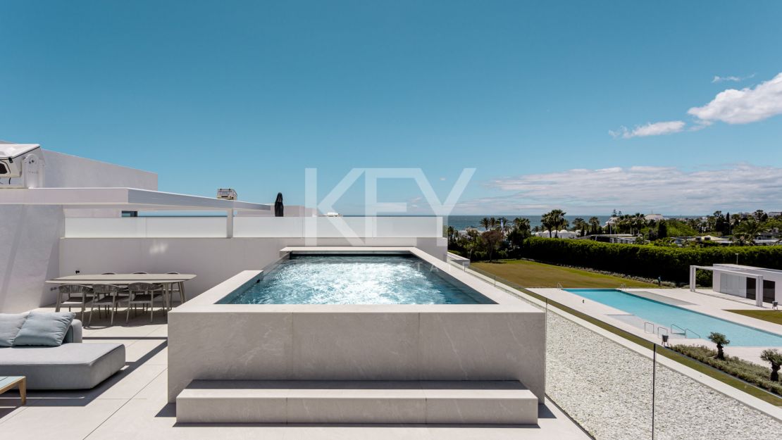 Modern villa in most iconic location in Marbella Golden Mile