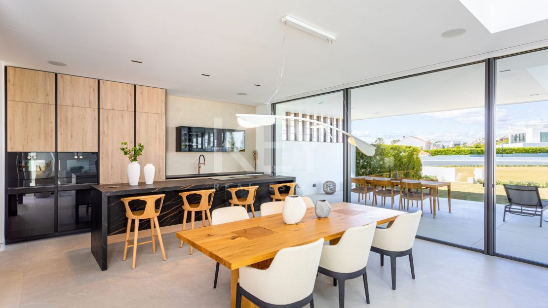 Modern villa in most iconic location in Marbella Golden Mile