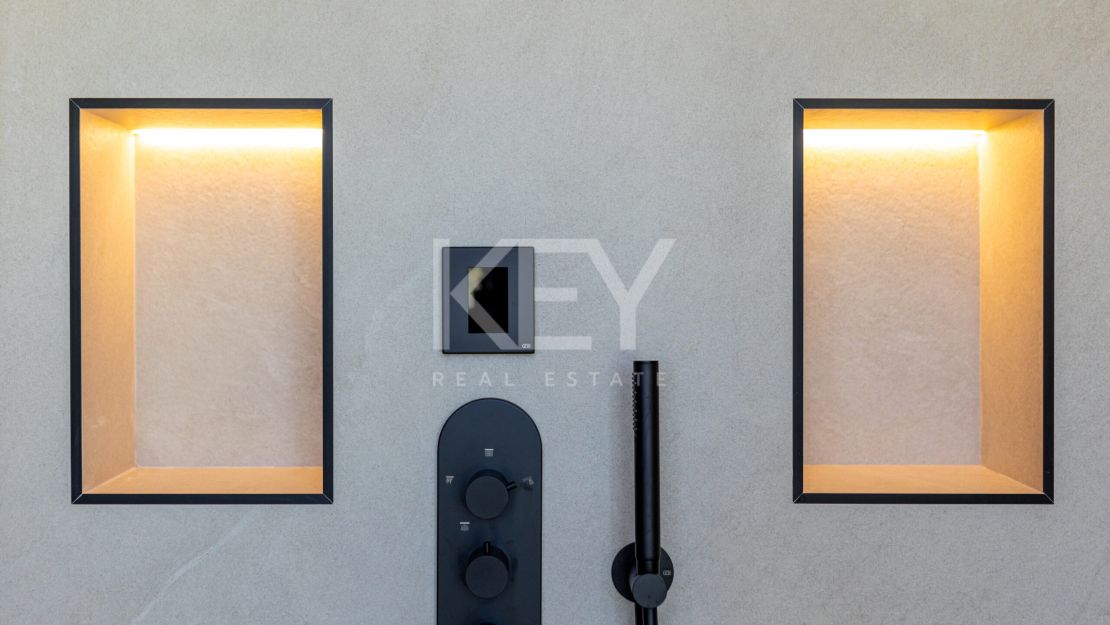 Modern villa in most iconic location in Marbella Golden Mile