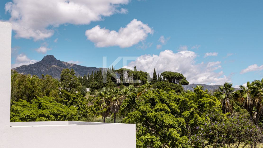 Modern villa in most iconic location in Marbella Golden Mile