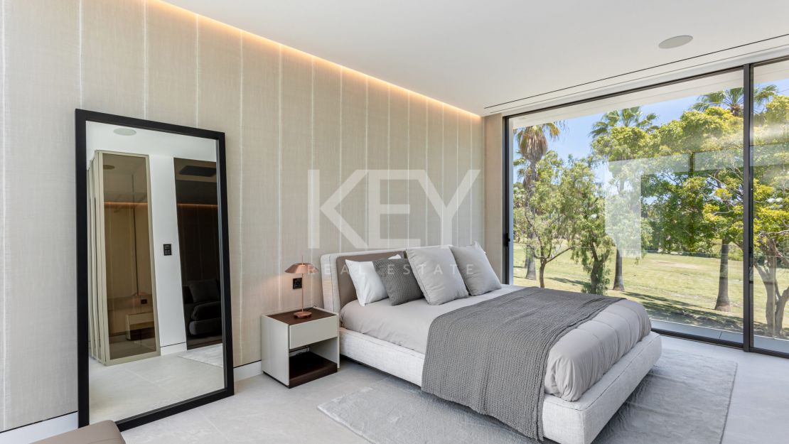 Modern villa in most iconic location in Marbella Golden Mile