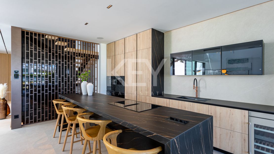 Modern villa in most iconic location in Marbella Golden Mile