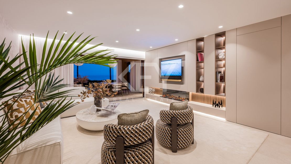 Beachfront apartment with private pool and sea views in Los Granados del Mar