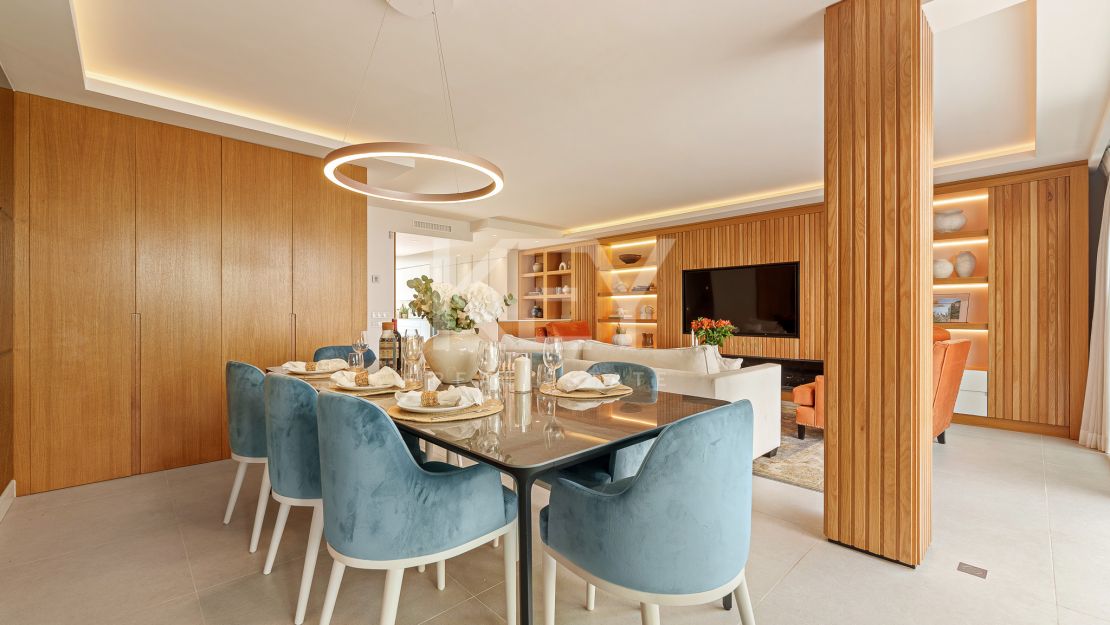 Elegant townhouse with Mediterranean charm in Marbellamar, Marbella Golden Mile