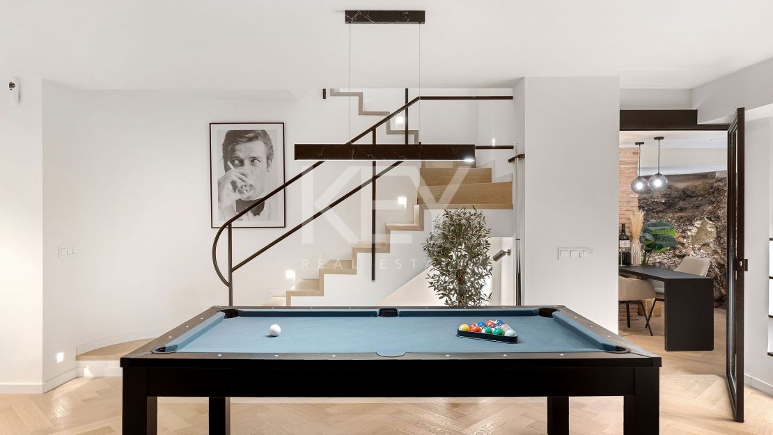 Скандинавский стиль таунхауса с современной роскошью в Club Sierra, Золотая Миля Марбельи