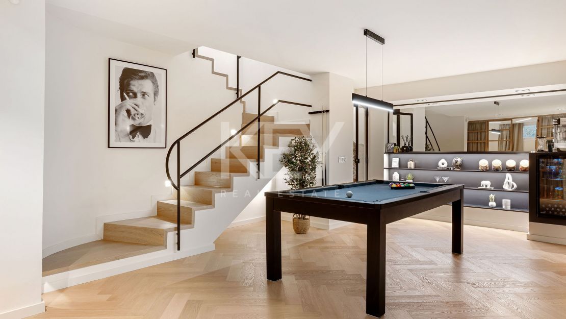 Скандинавский стиль таунхауса с современной роскошью в Club Sierra, Золотая Миля Марбельи