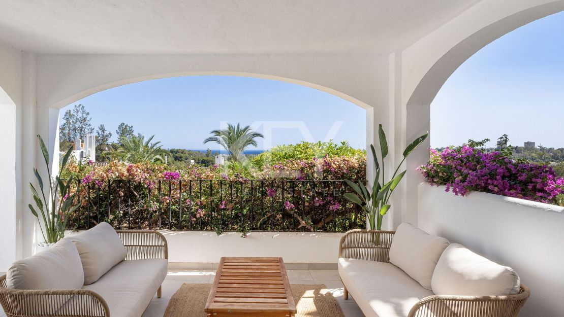 Скандинавский стиль таунхауса с современной роскошью в Club Sierra, Золотая Миля Марбельи