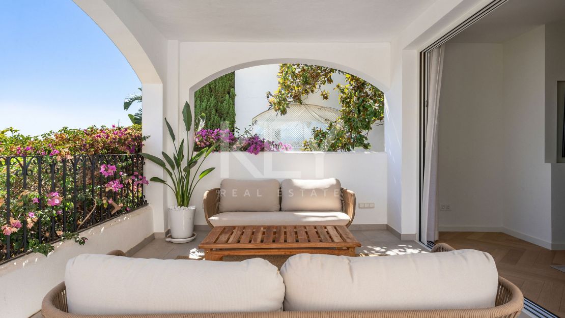 Скандинавский стиль таунхауса с современной роскошью в Club Sierra, Золотая Миля Марбельи