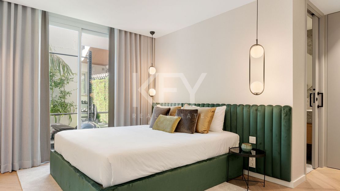 Скандинавский стиль таунхауса с современной роскошью в Club Sierra, Золотая Миля Марбельи