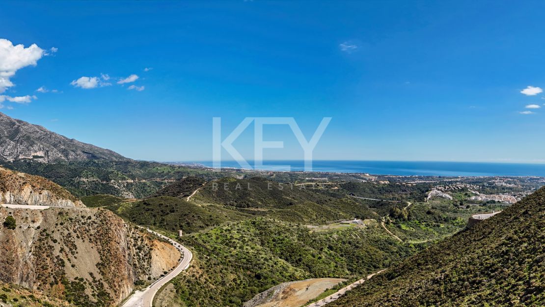 Дизайнерский пентхаус с частным бассейном на крыше и панорамными видами в Real de La Quinta, Бенахавис