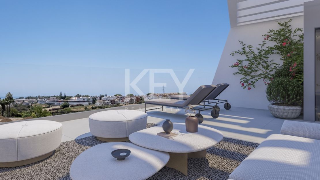 Современный таунхаус с частным бассейном и террасой на крыше в самом сердце Лос Фламингос, Бенахавис