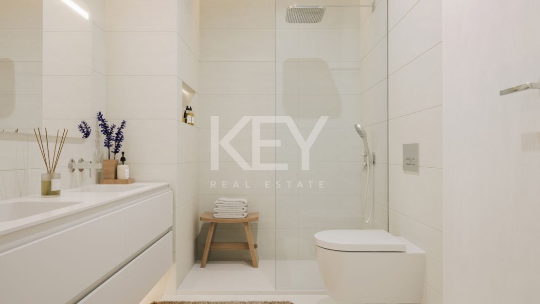 Современный таунхаус с частным бассейном и террасой на крыше в самом сердце Лос Фламингос, Бенахавис