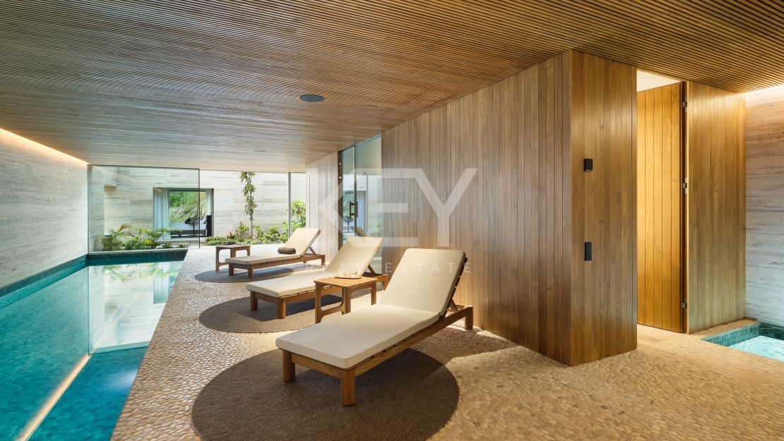 Архитектурный шедевр с видом на море и частным спа в Эль Мадроньяле, Бенахавис