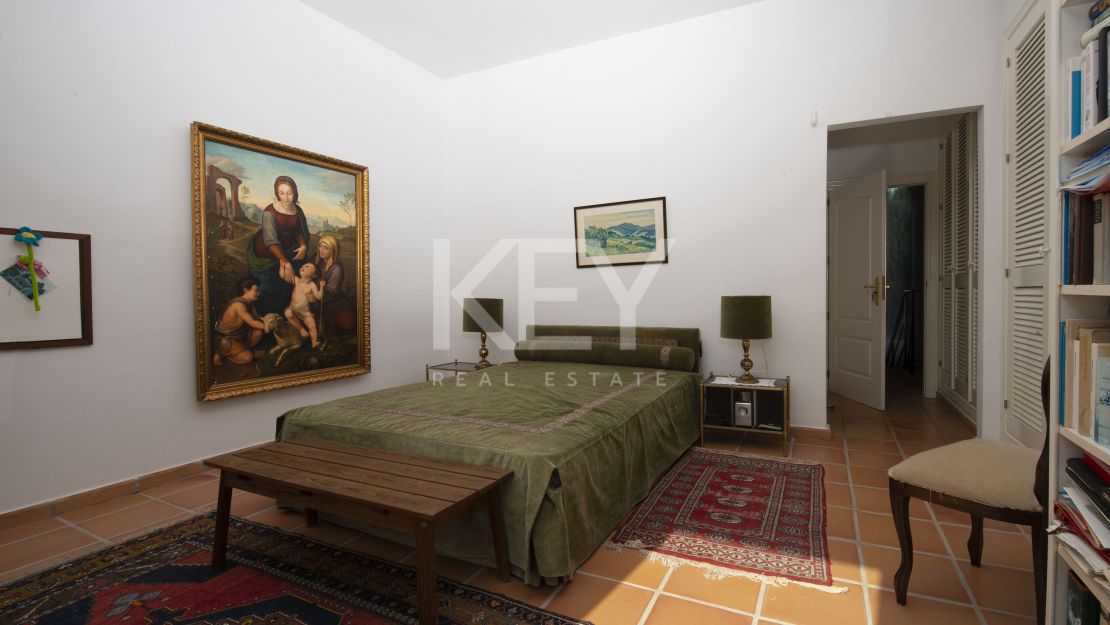 Элегантная андалузская вилла, окружённая пышными садами в Гуадальмина Баха, Сан-Педро-де-Алькантара