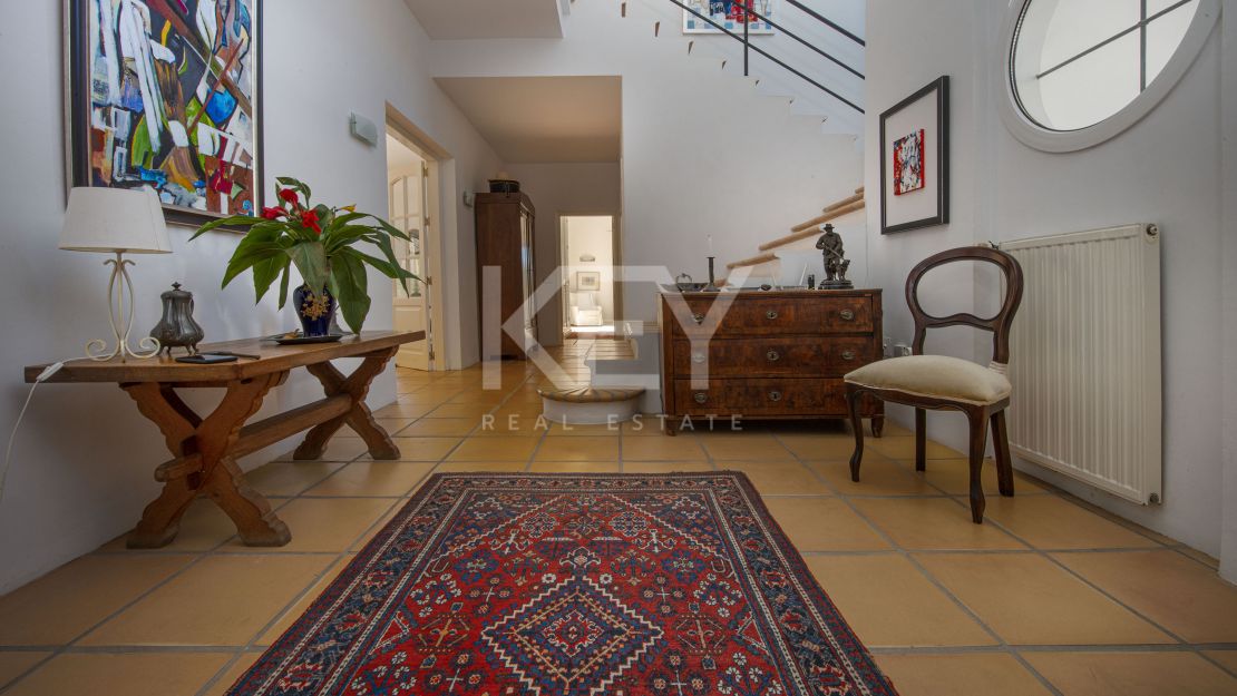 Элегантная андалузская вилла, окружённая пышными садами в Гуадальмина Баха, Сан-Педро-де-Алькантара