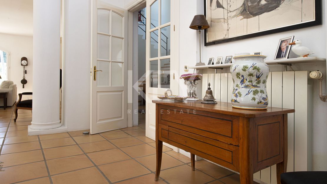 Элегантная андалузская вилла, окружённая пышными садами в Гуадальмина Баха, Сан-Педро-де-Алькантара