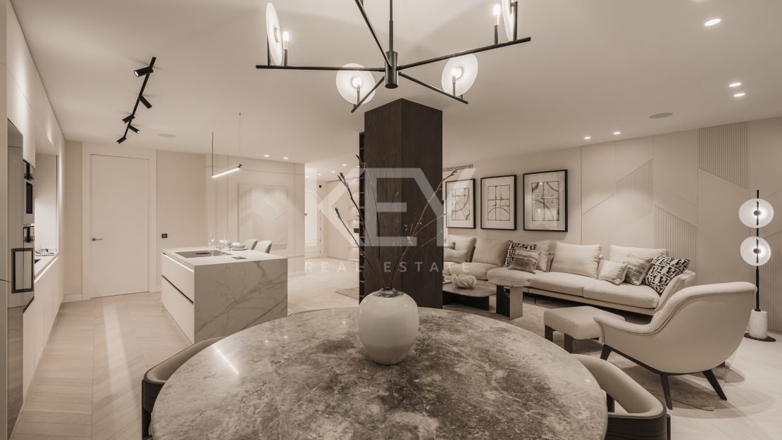 Элегантные апартаменты с четырьмя спальнями и панорамным видом на море в Ла Серкилья, Нуэва Андалусия