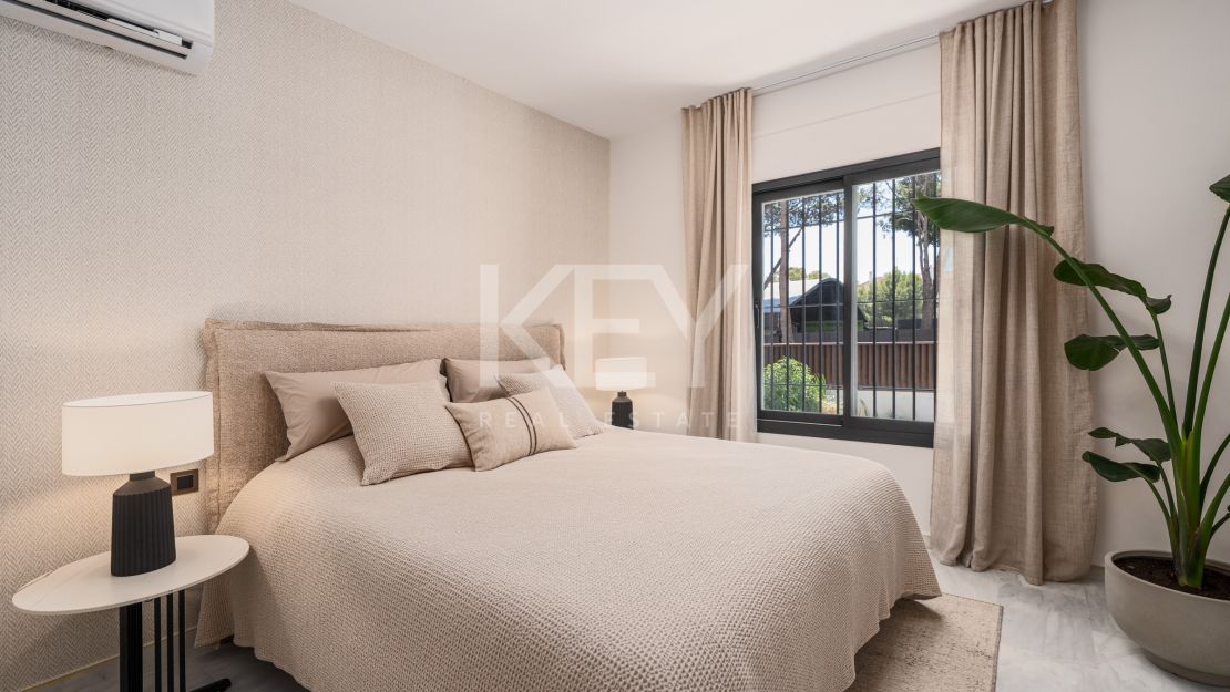 Средиземноморская вилла с частным бассейном рядом с Пуэрто Банус в Альтос дель Родео, Нуэва Андалусия