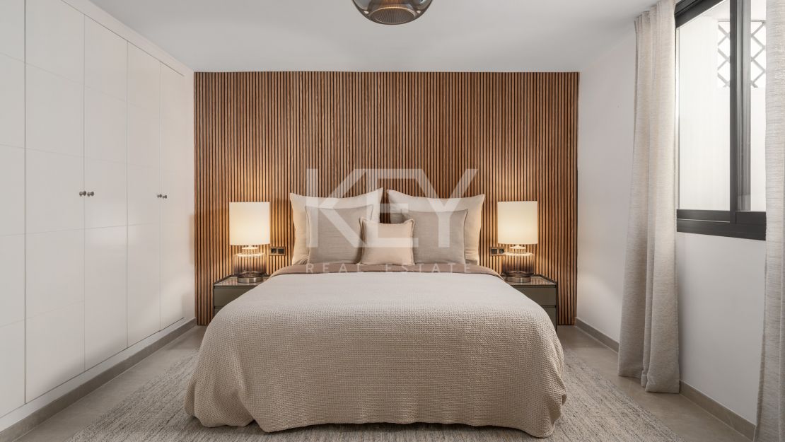 Средиземноморская вилла с частным бассейном рядом с Пуэрто Банус в Альтос дель Родео, Нуэва Андалусия