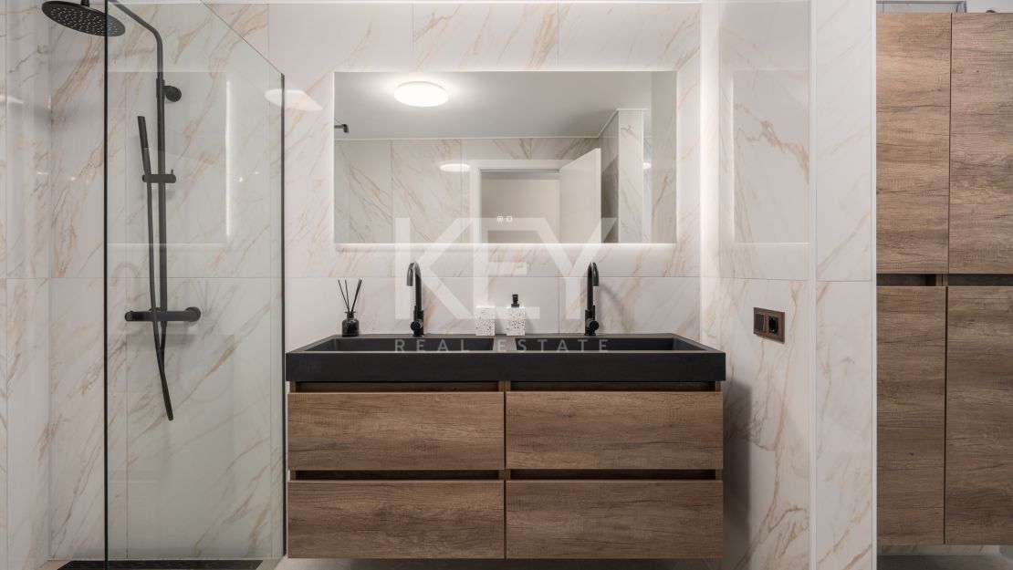 Средиземноморская вилла с частным бассейном рядом с Пуэрто Банус в Альтос дель Родео, Нуэва Андалусия