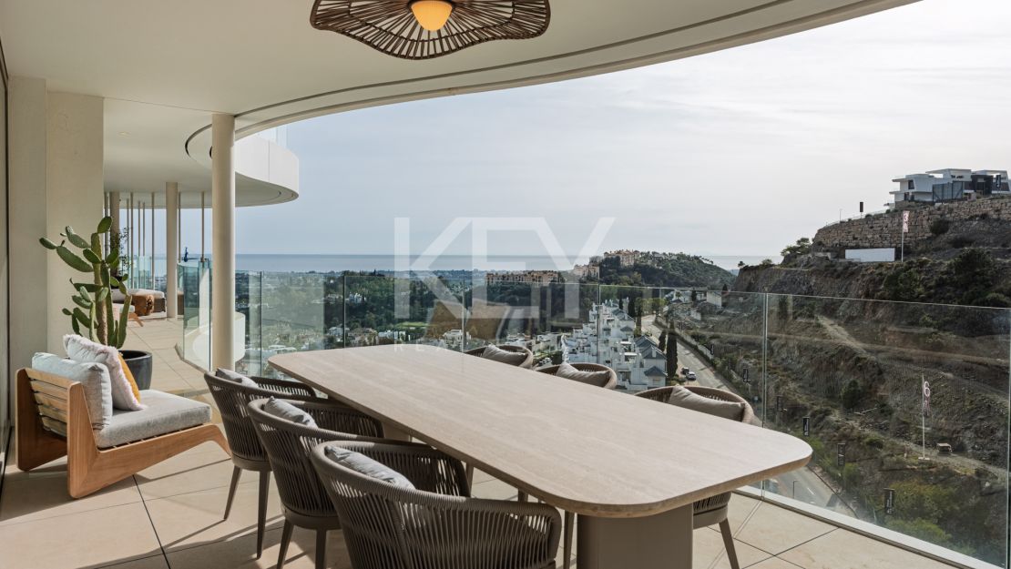 Modern ground floor apartment with panoramic views in The View Marbella, Benahavis