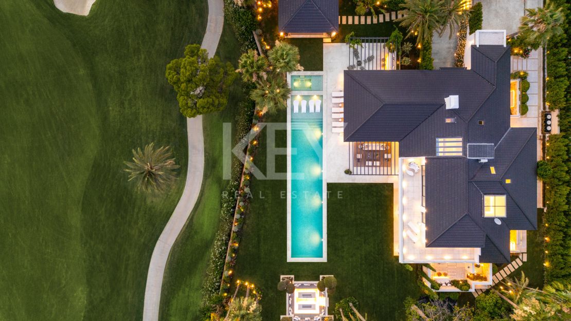 Modern golf-front Villa in the heart of Las Brisas, Nueva Andalucia
