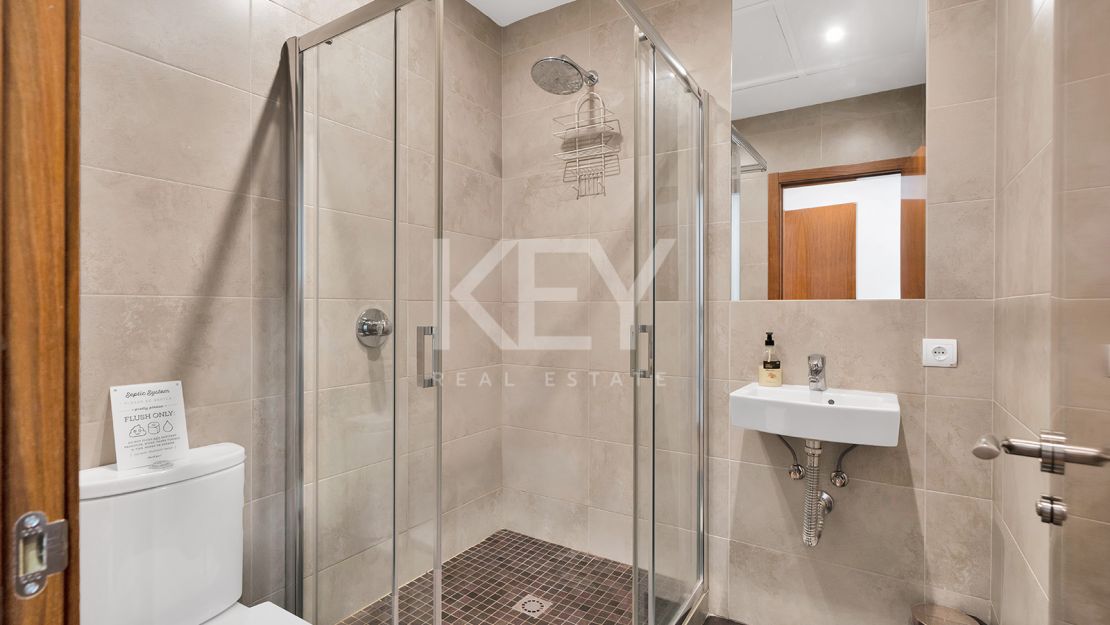 Elegant villa with panoramic views and natural serenity in Monte Mayor, Benahavís