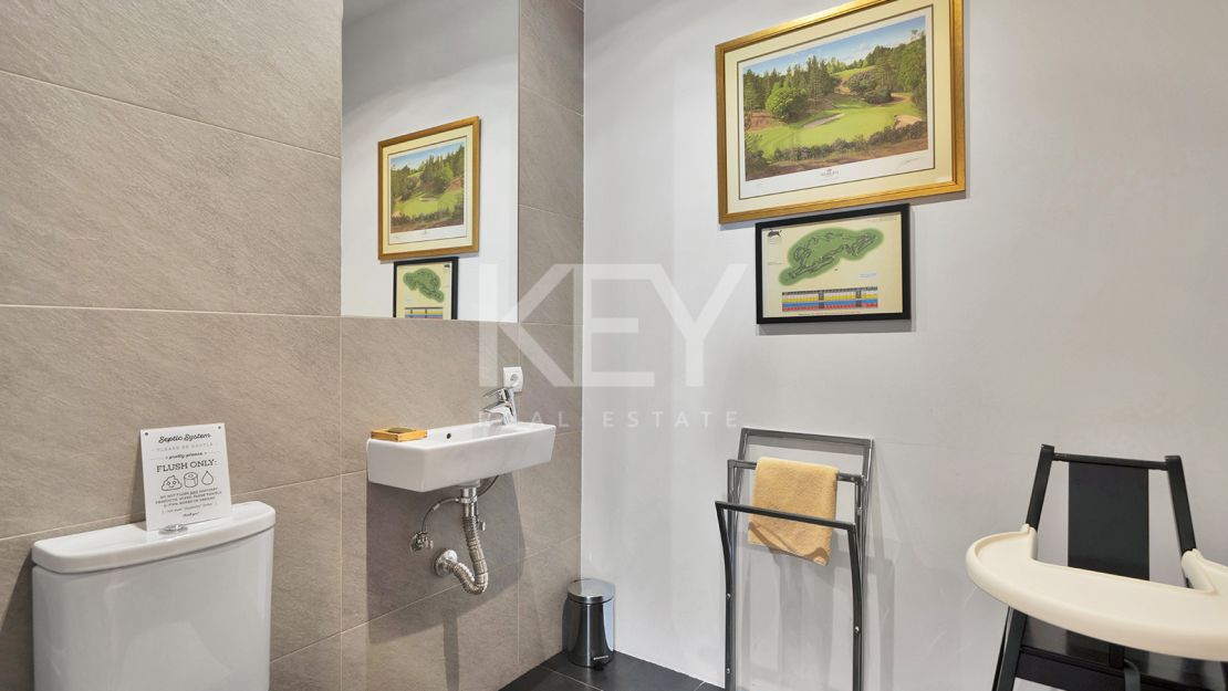 Elegant villa with panoramic views and natural serenity in Monte Mayor, Benahavís