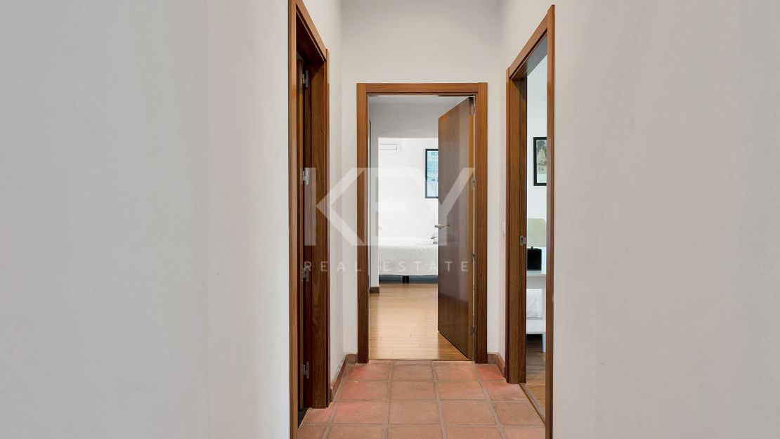 Elegant villa with panoramic views and natural serenity in Monte Mayor, Benahavís